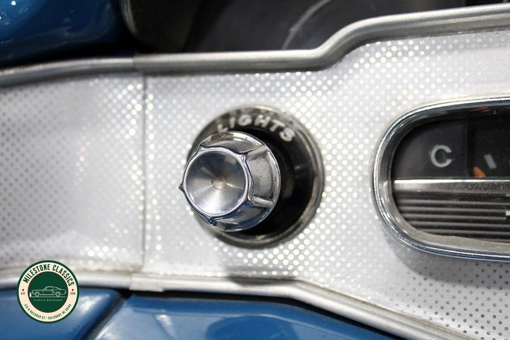 1958 Chevrolet Impala Convertible photo 31