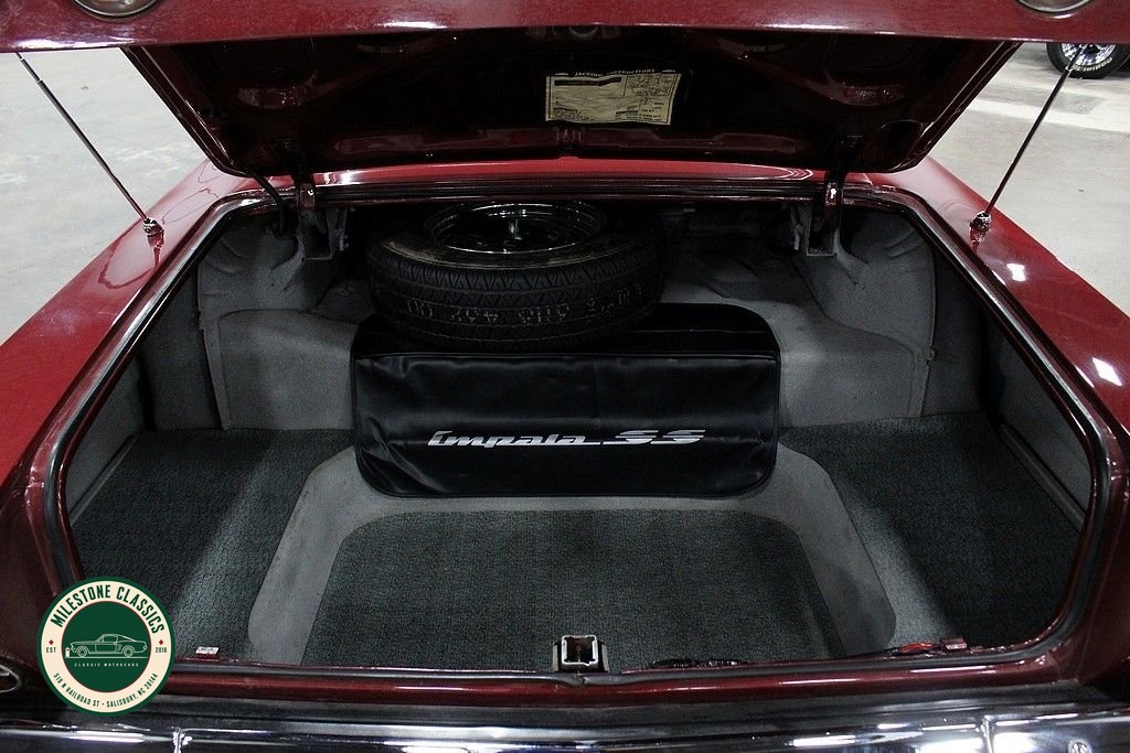 1964 Chevrolet Impala SS photo 27