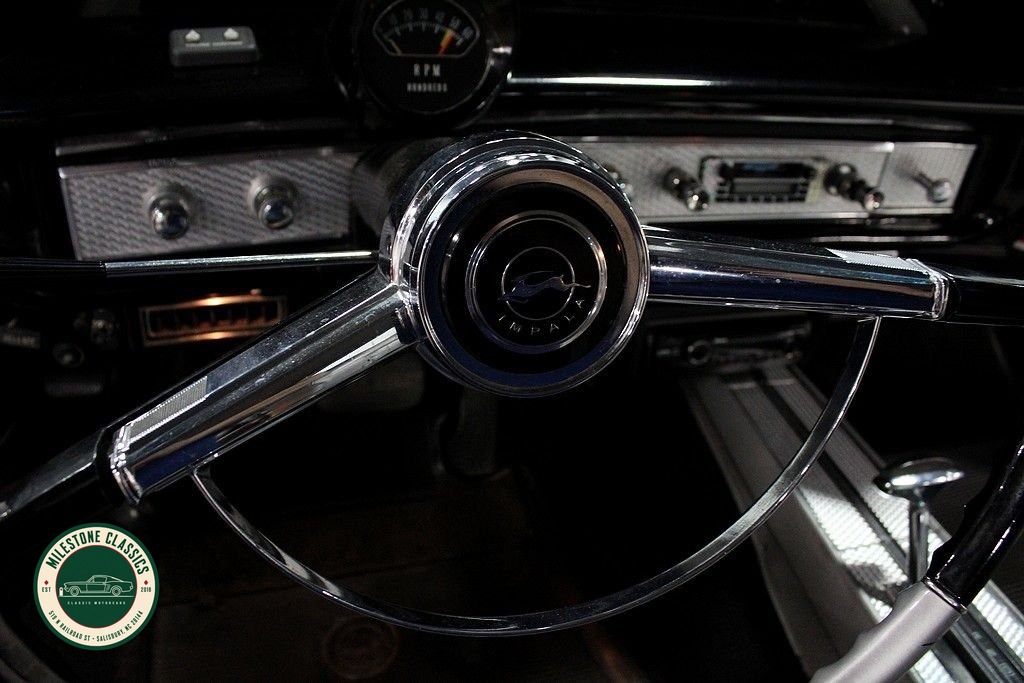 1964 Chevrolet Impala SS photo 36