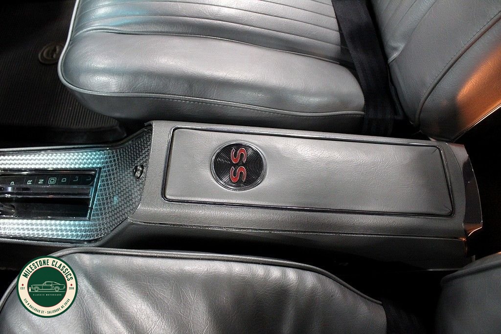 1964 Chevrolet Impala SS photo 47