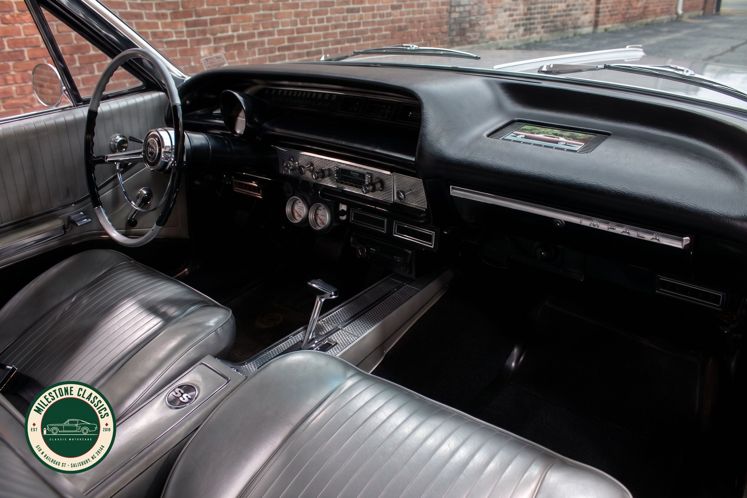 1964 Chevrolet Impala SS photo 9