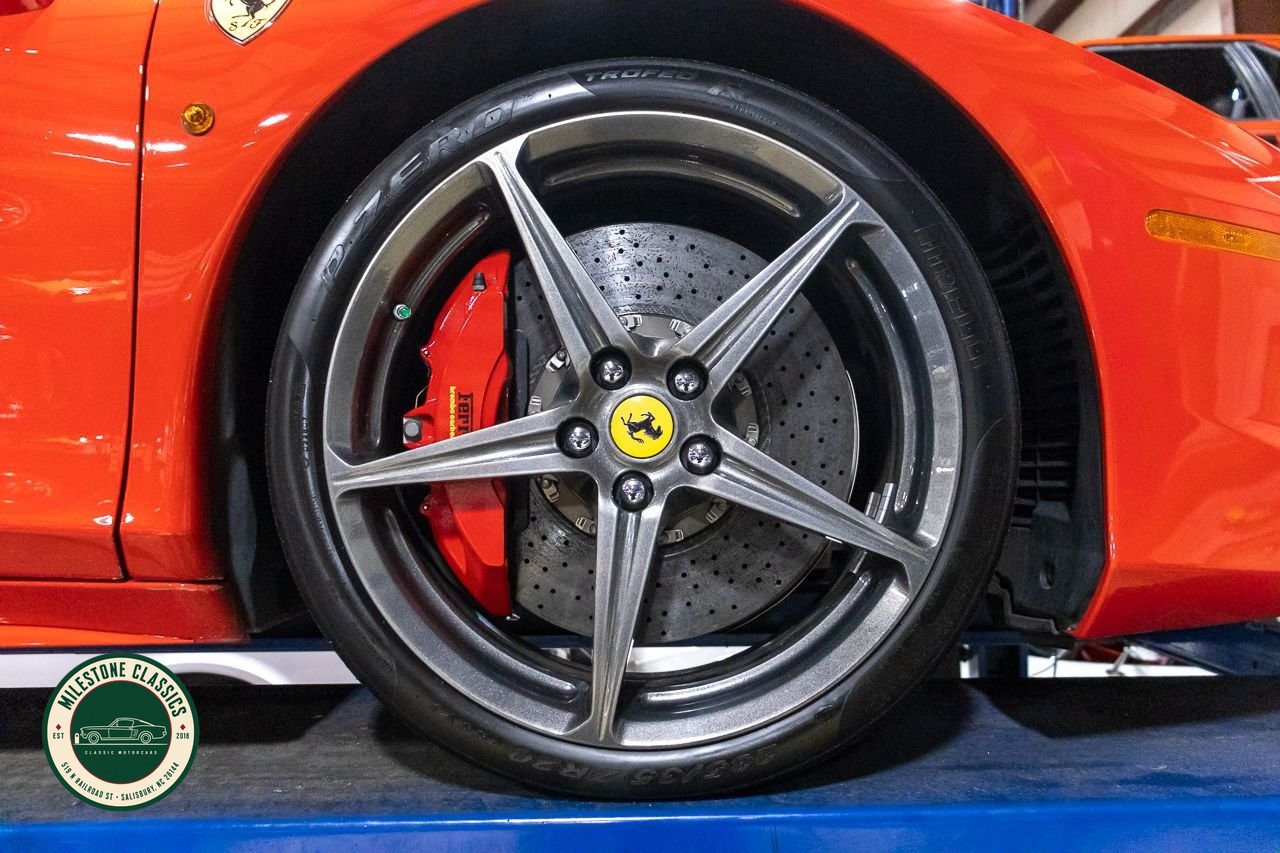 2013 Ferrari 458 Italia Spider photo 90
