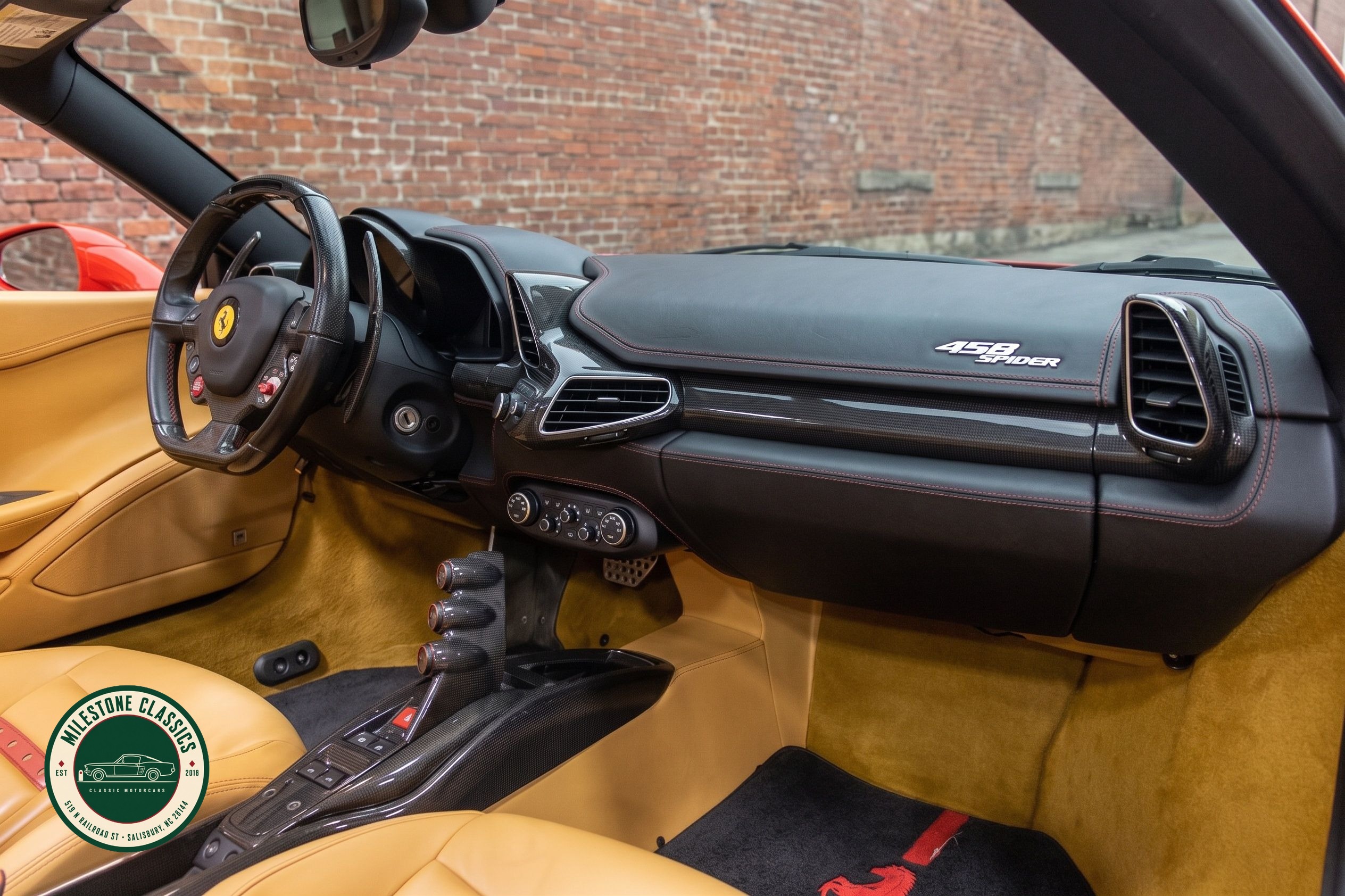 2013 Ferrari 458 Italia Spider photo 10