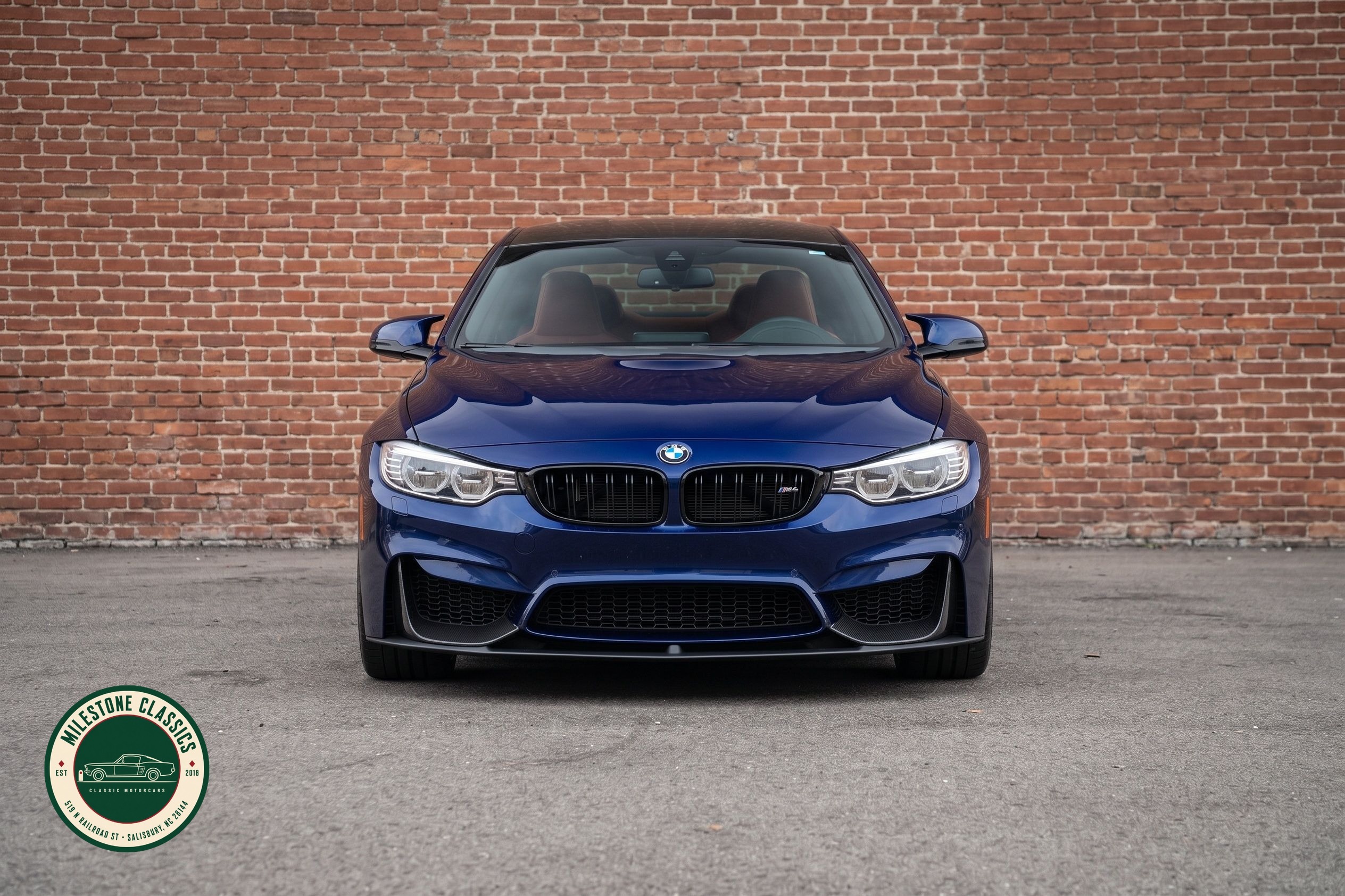 2017 BMW M4 Competition photo 3