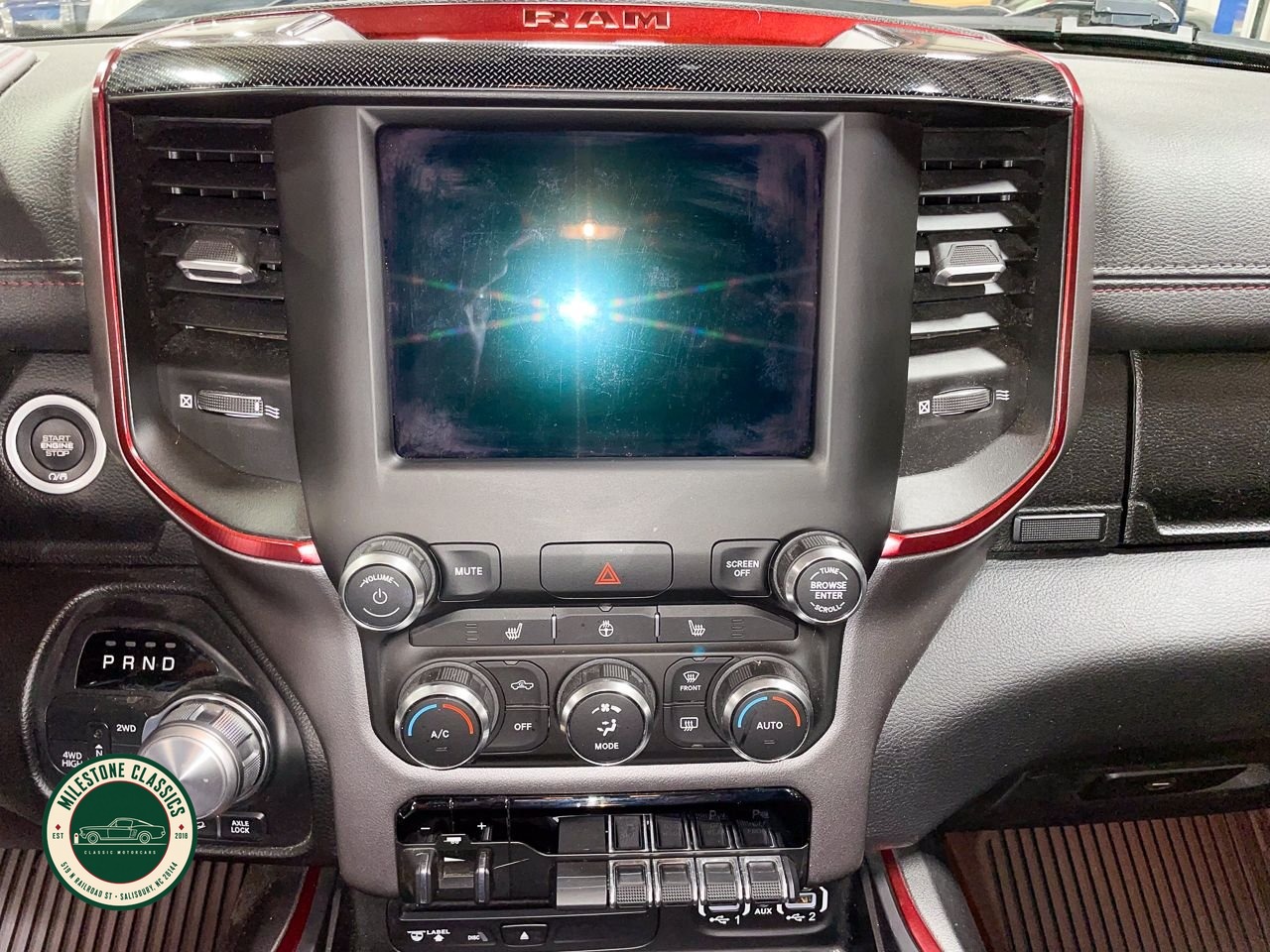 2019 Ram 1500 Rebel Crew Cab 4x4 photo 15
