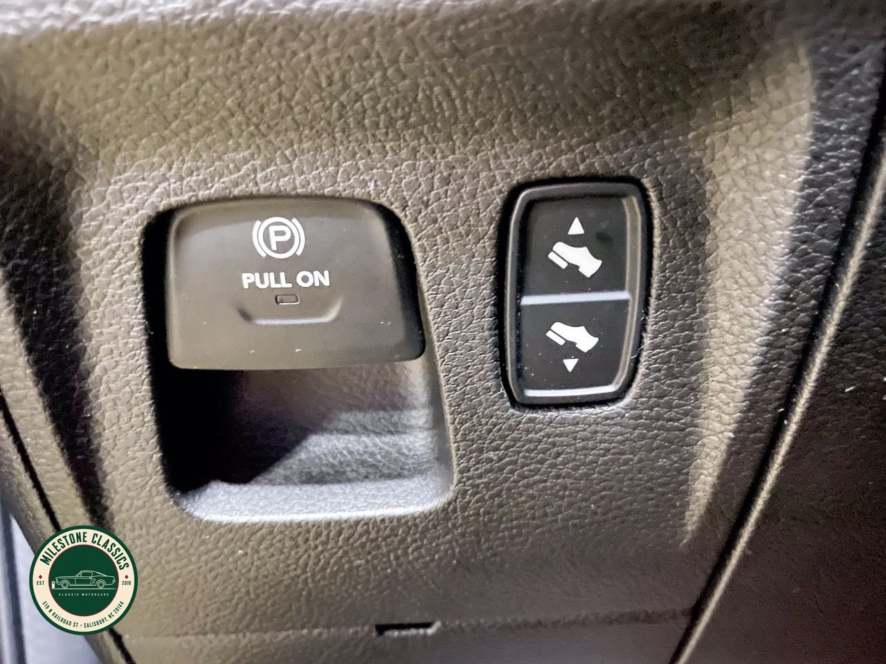 2019 Ram 1500 Rebel Crew Cab 4x4 photo 52