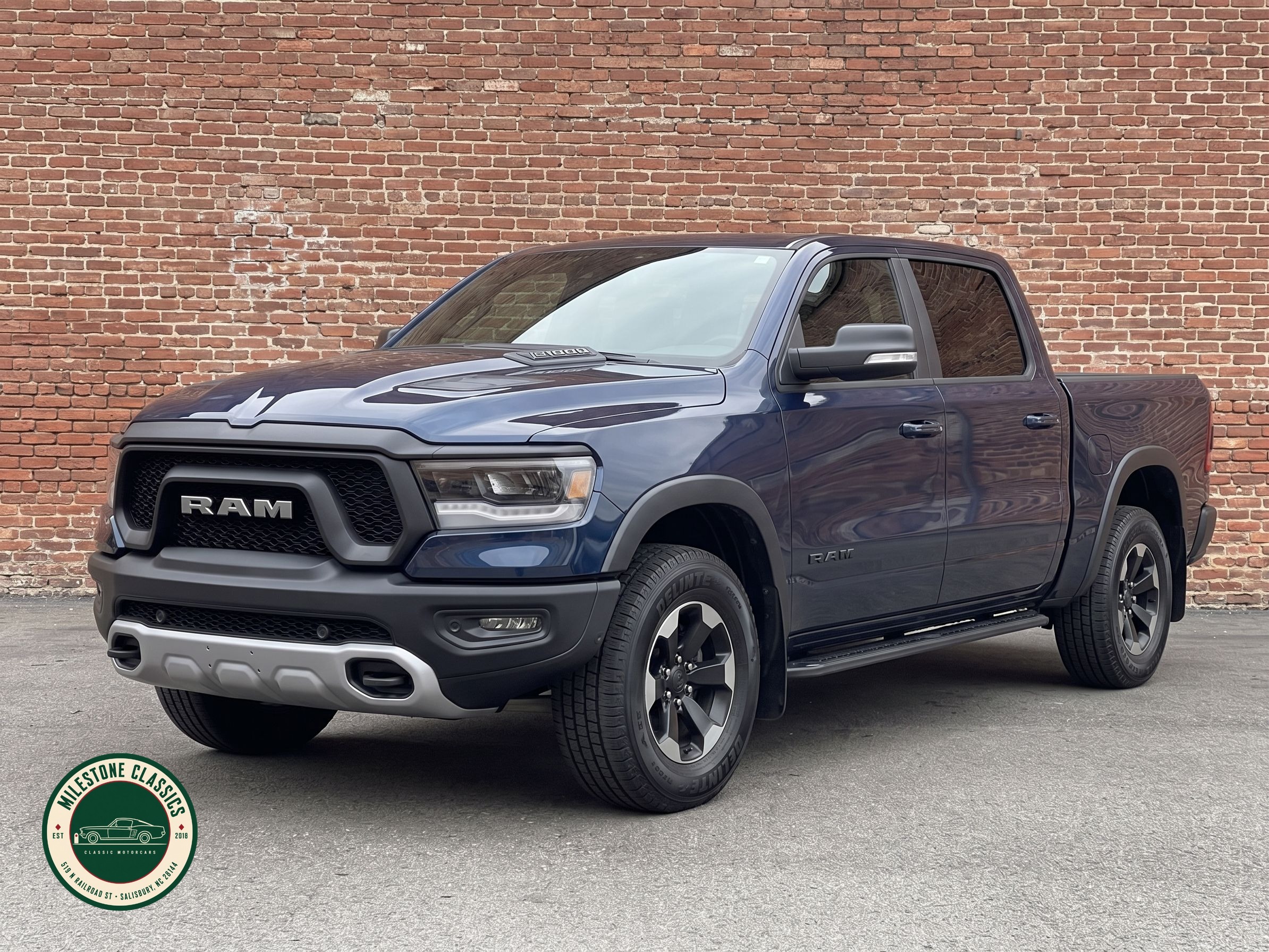 2019 Ram 1500 Rebel Crew Cab 4x4 photo 3