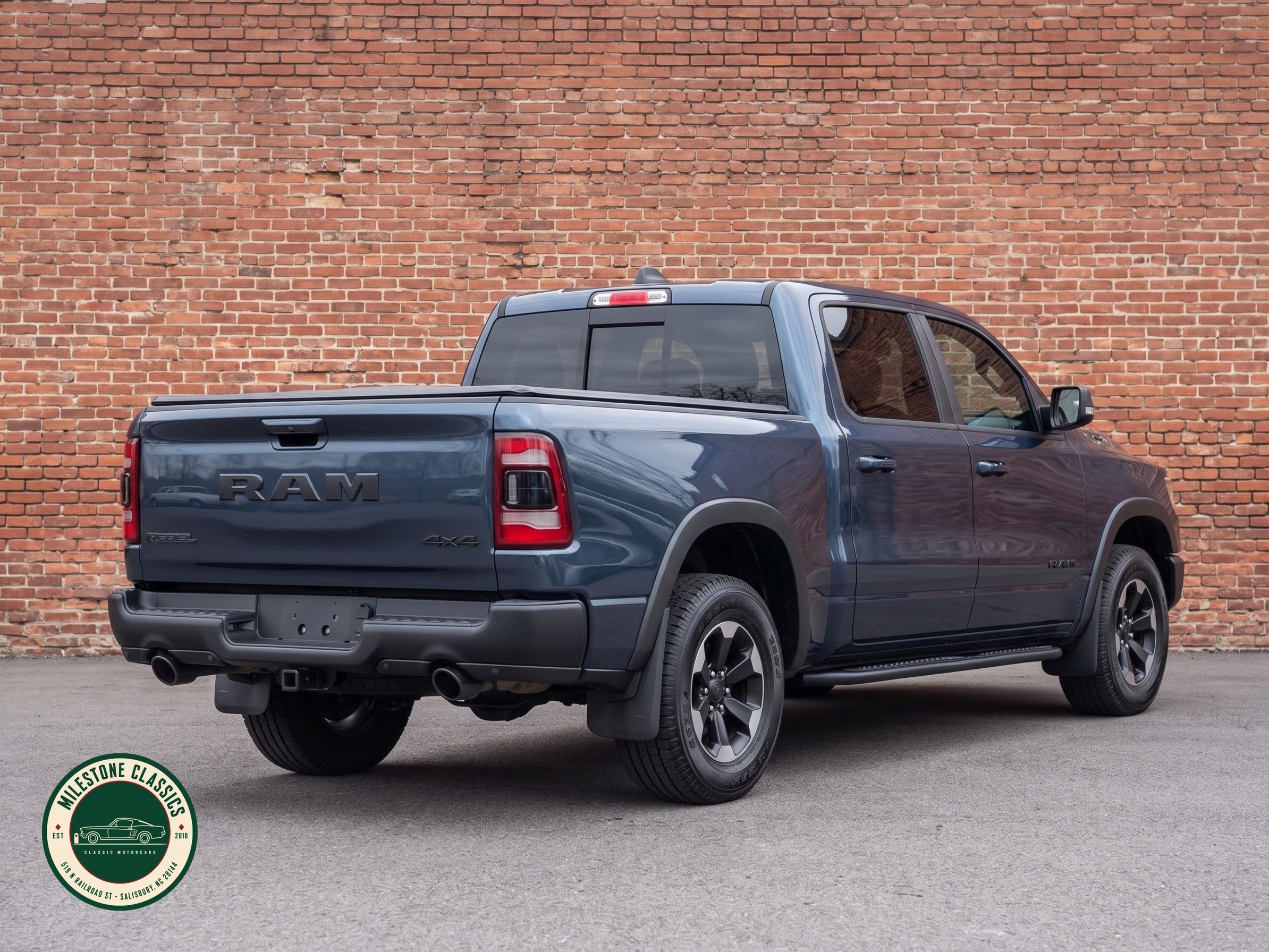 2019 Ram 1500 Rebel Crew Cab 4x4 photo 4