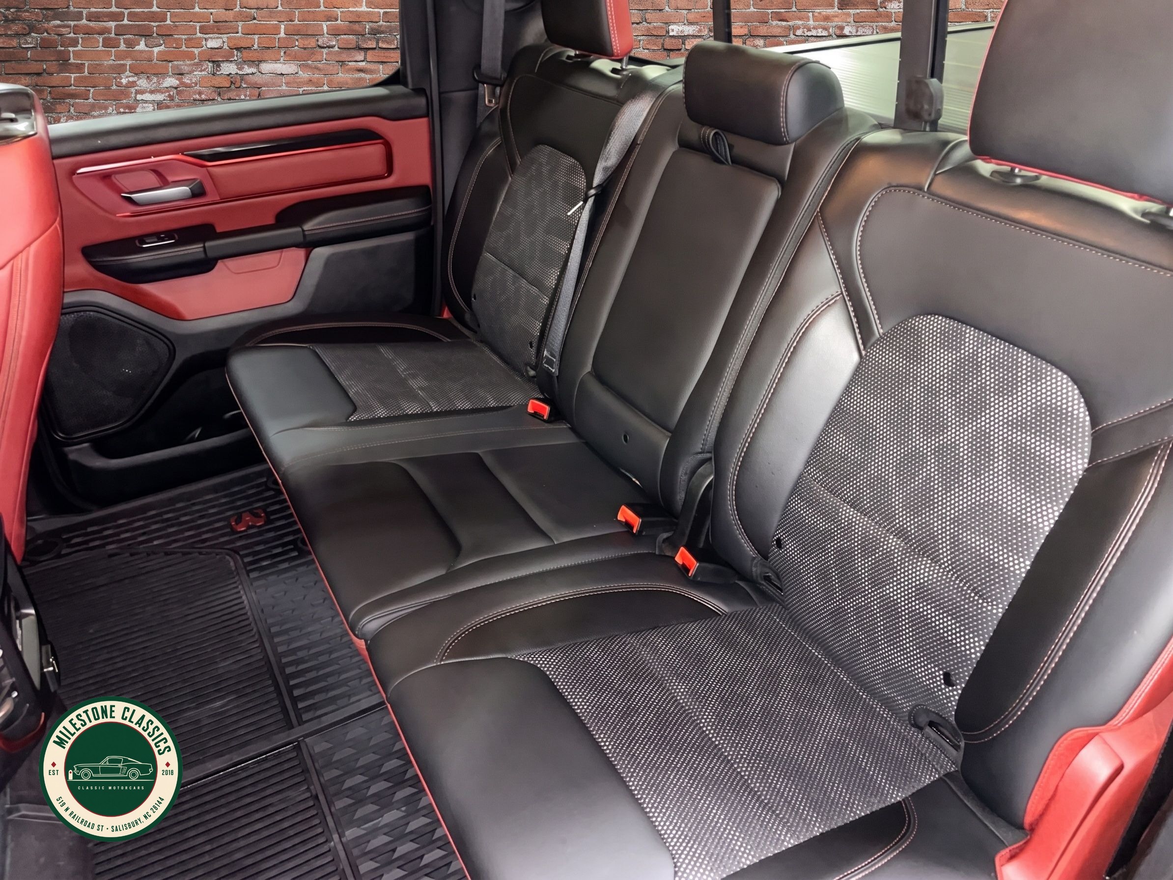 2019 Ram 1500 Rebel Crew Cab 4x4 photo 11