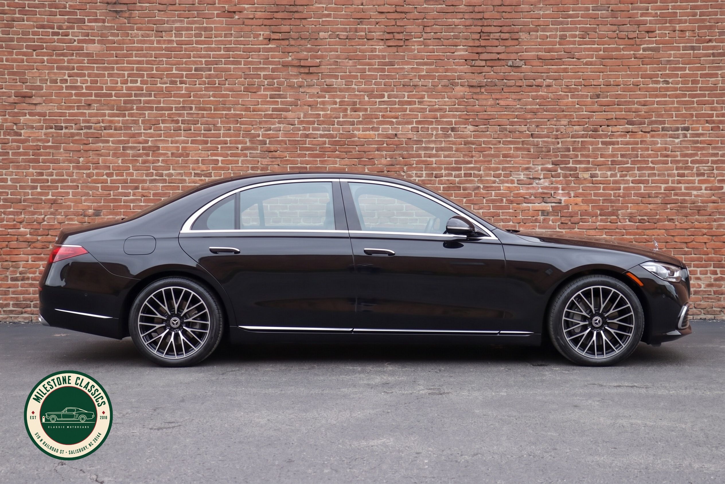 2022 Mercedes-Benz S580 4Matic photo 2