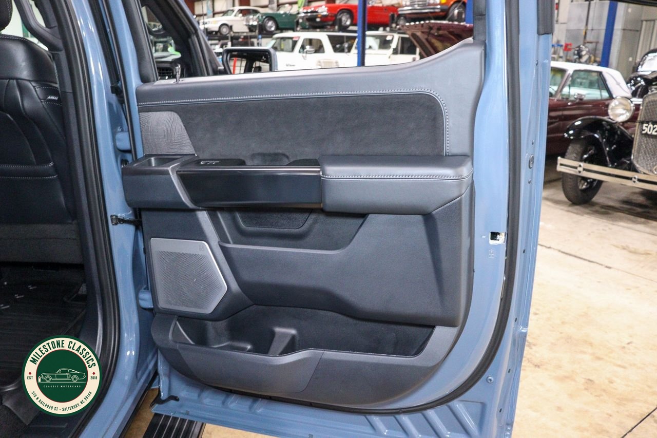 2023 Ford F150 Platinum photo 21