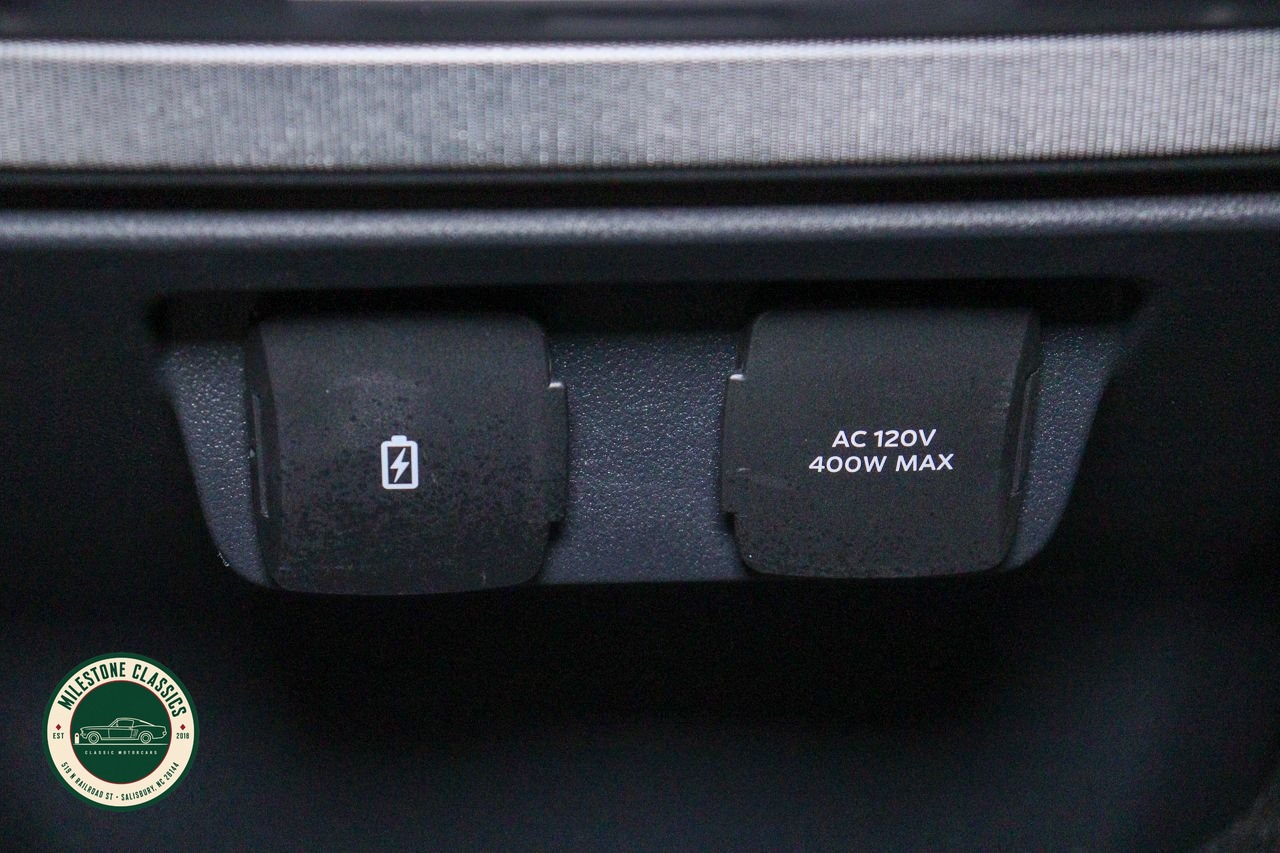 2023 Ford F150 Platinum photo 36