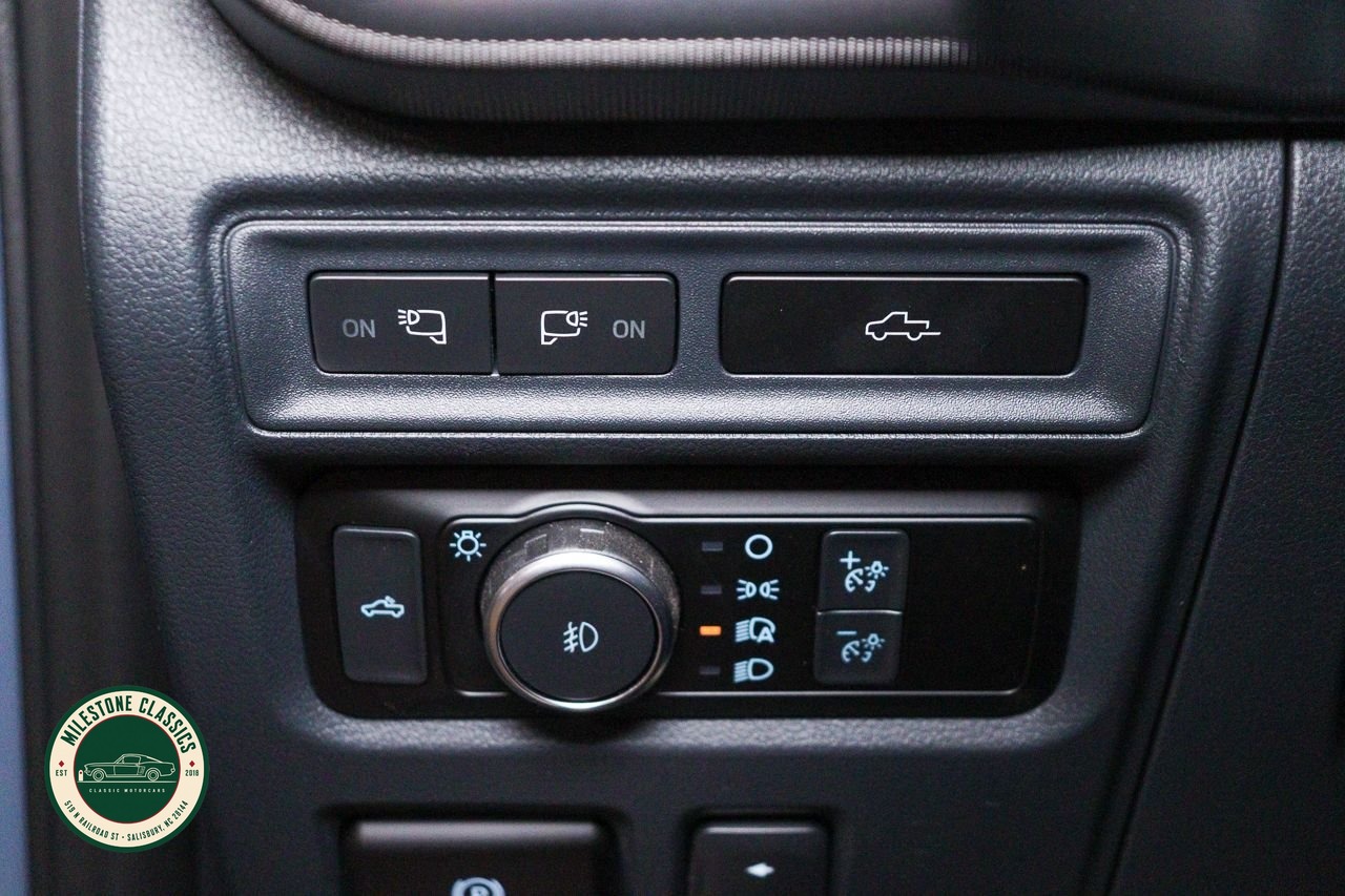 2023 Ford F150 Platinum photo 44