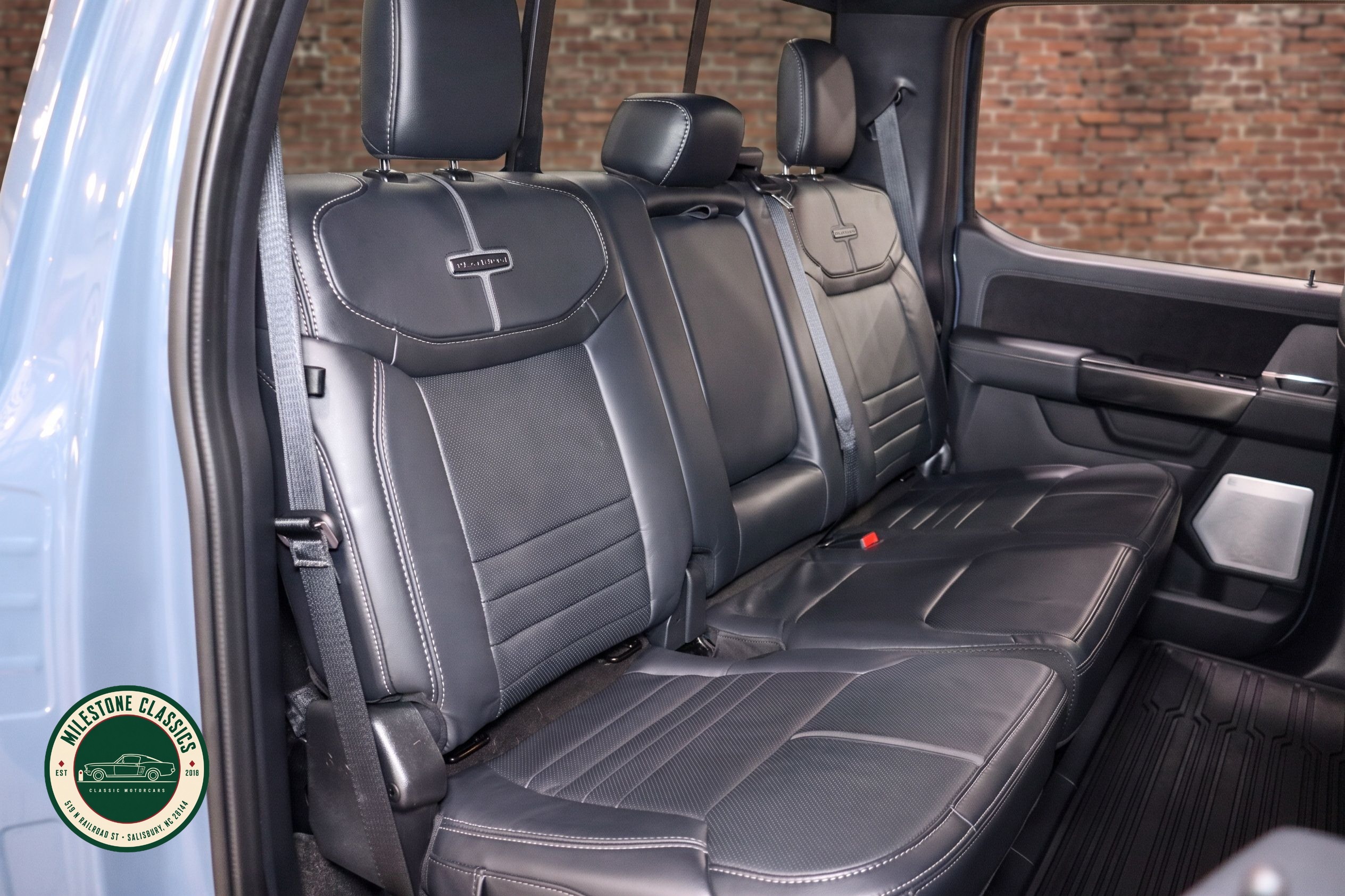 2023 Ford F150 Platinum photo 10
