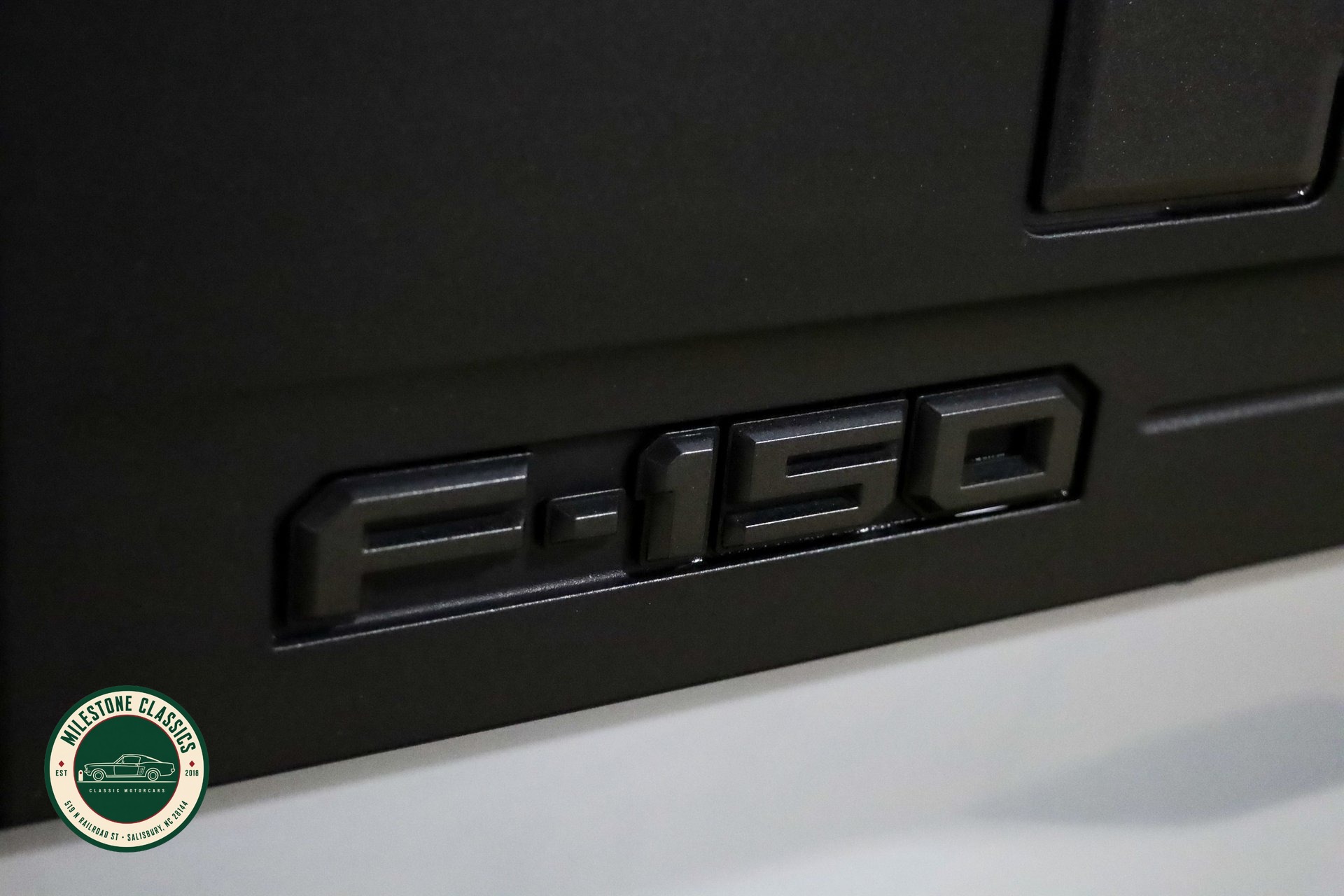 2023 Ford F150 Raptor photo 18
