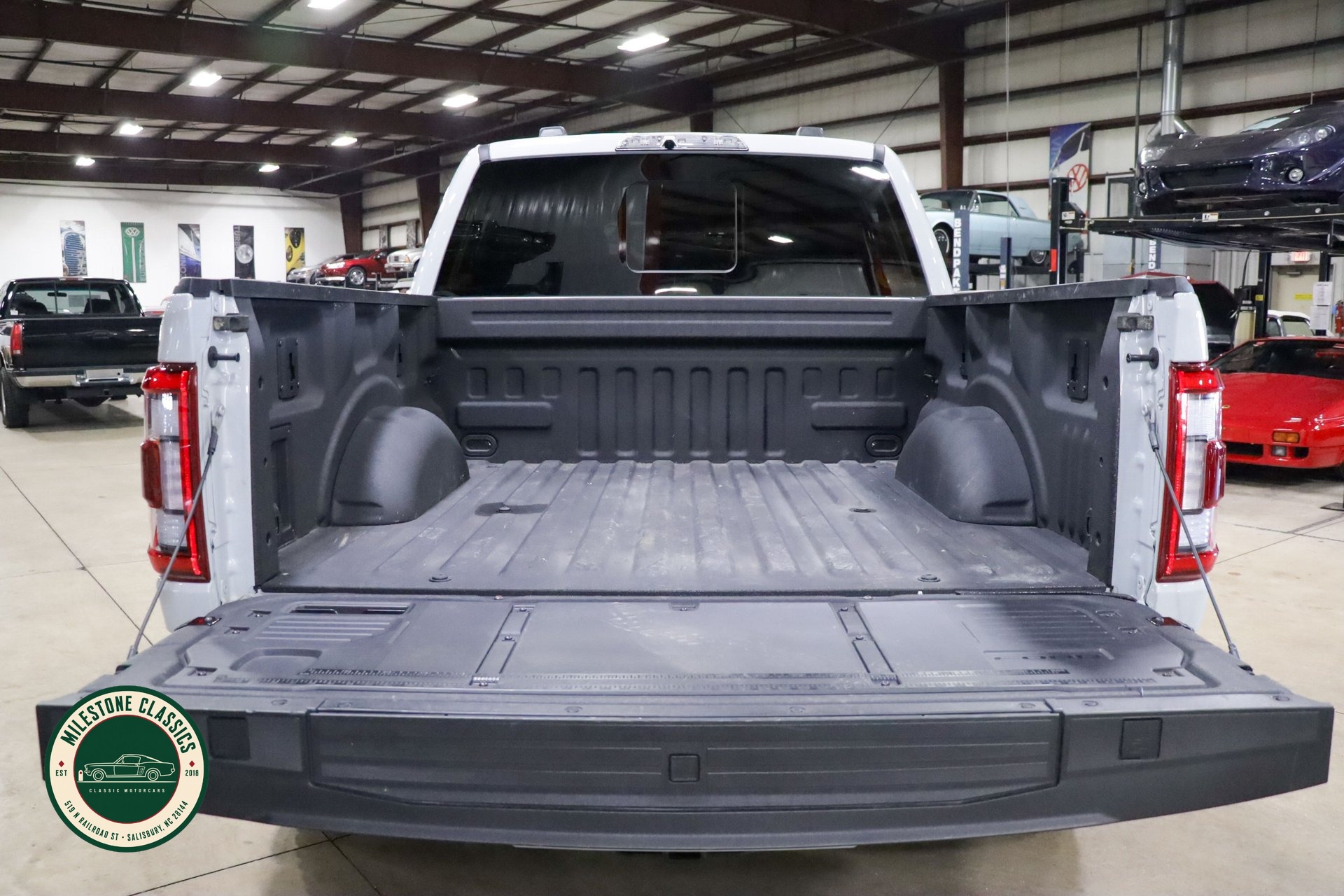 2023 Ford F150 Raptor photo 33