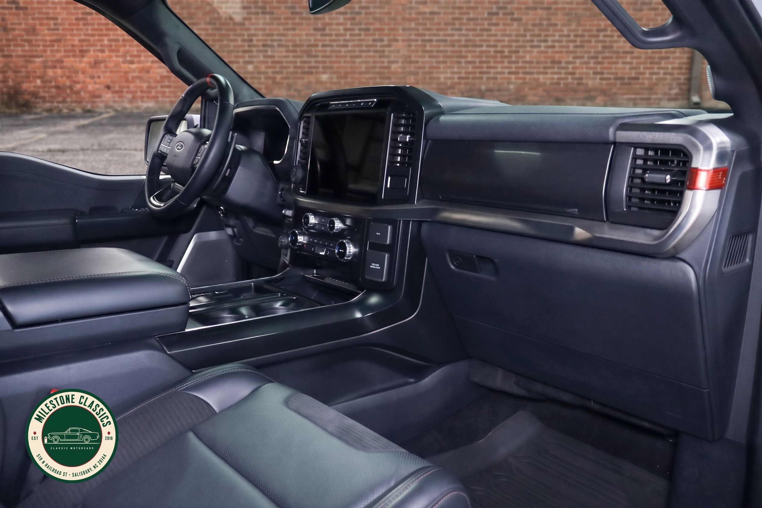 2023 Ford F150 Raptor photo 13