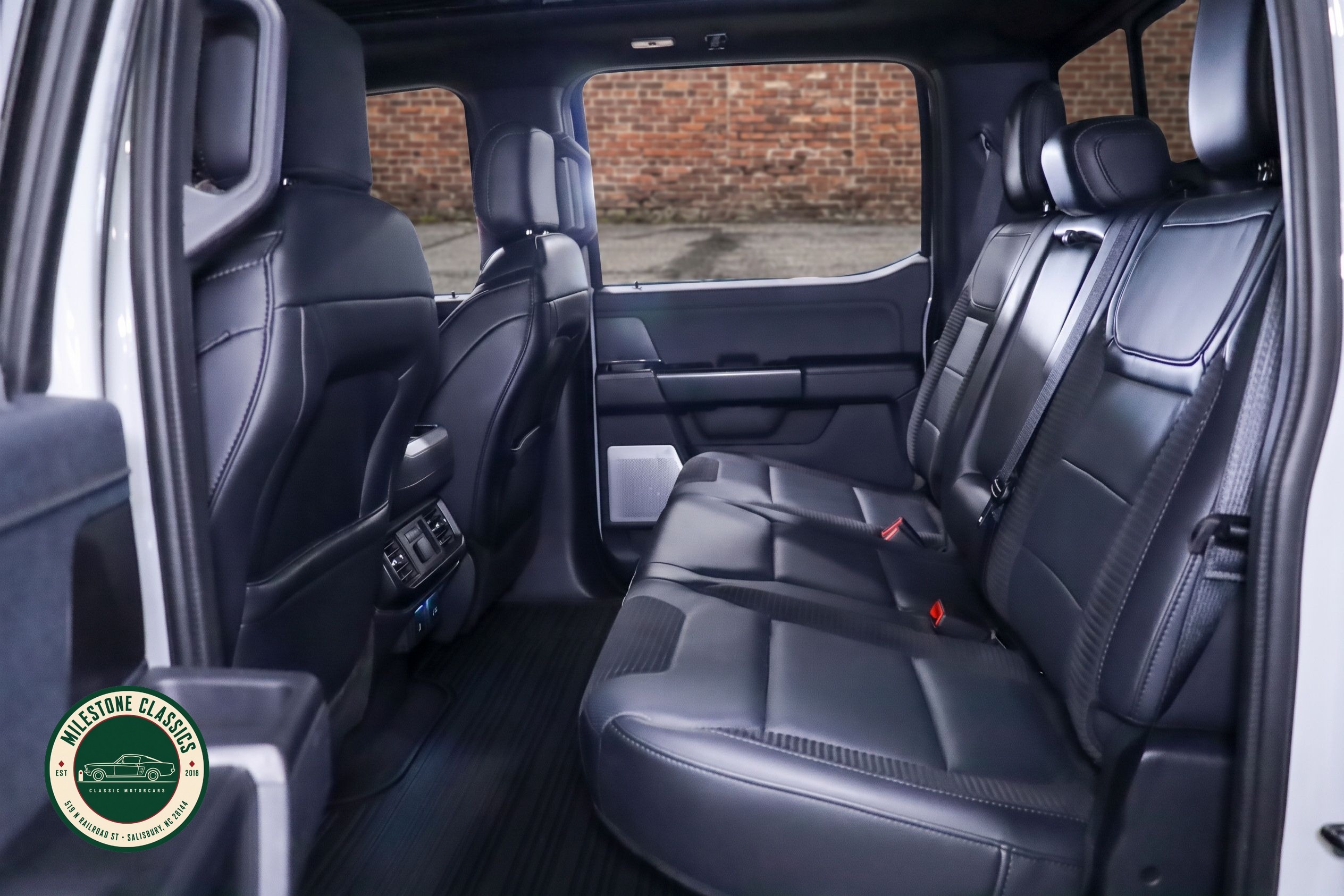 2023 Ford F150 Raptor photo 11